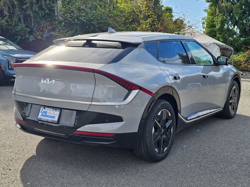 New 2025 Kia EV6 Wind image 5