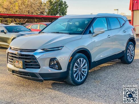 Used 2022 Chevrolet Blazer Premier w/ Enhanced Convenience Package image 3