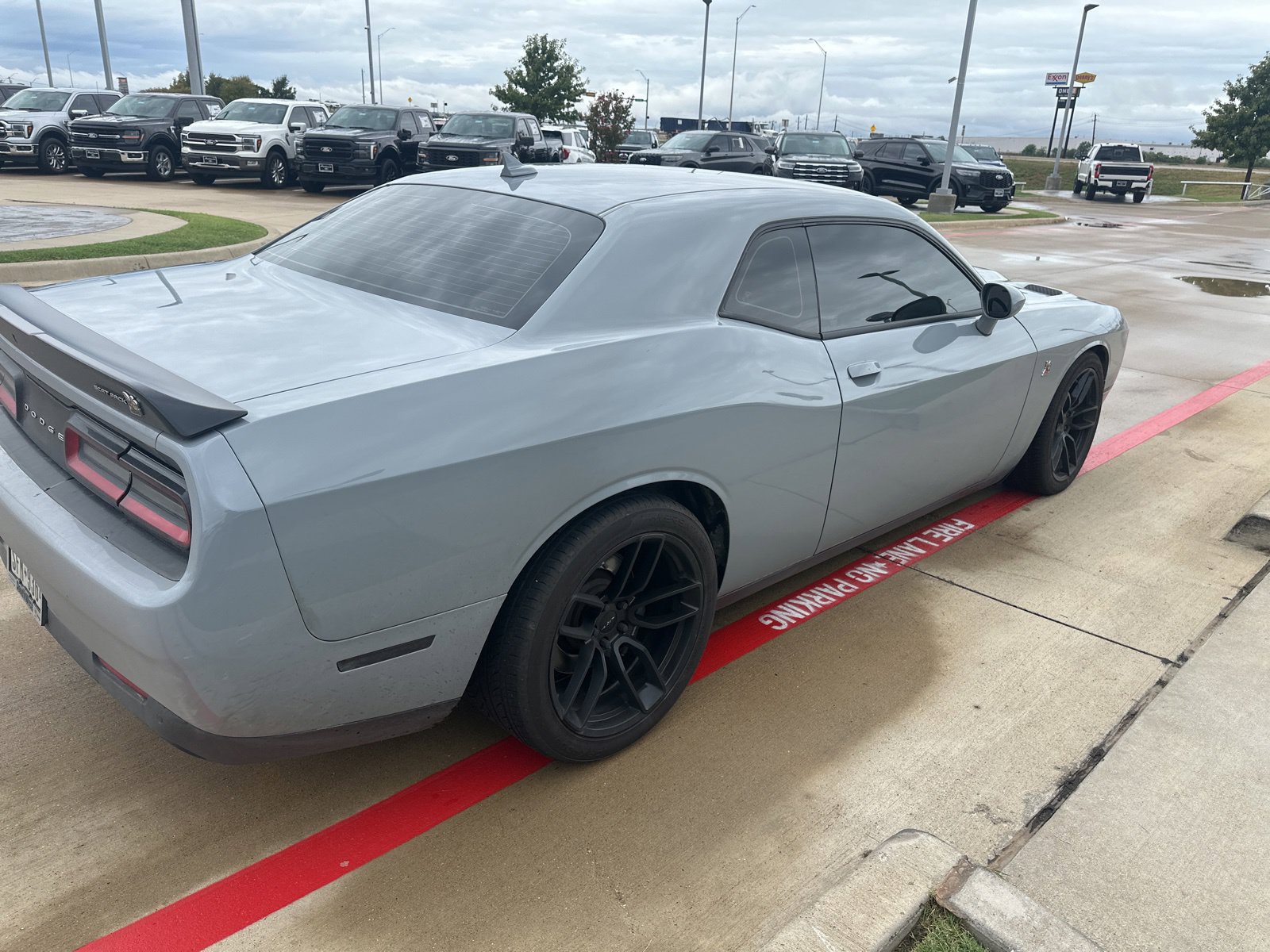 Used 2022 Dodge Challenger R/T Scat Pack w/ Plus Package RWD image 11