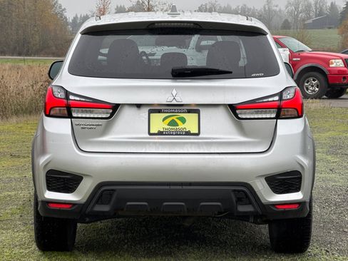 Used 2021 Mitsubishi Outlander Sport ES image 5