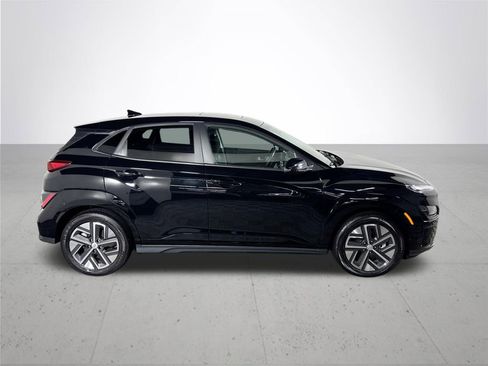 Used 2023 Hyundai Kona SEL image 5