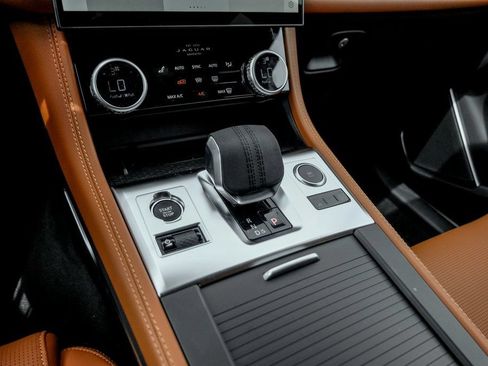 New 2026 Jaguar F-PACE R-Dynamic S AWD/4WD image 15