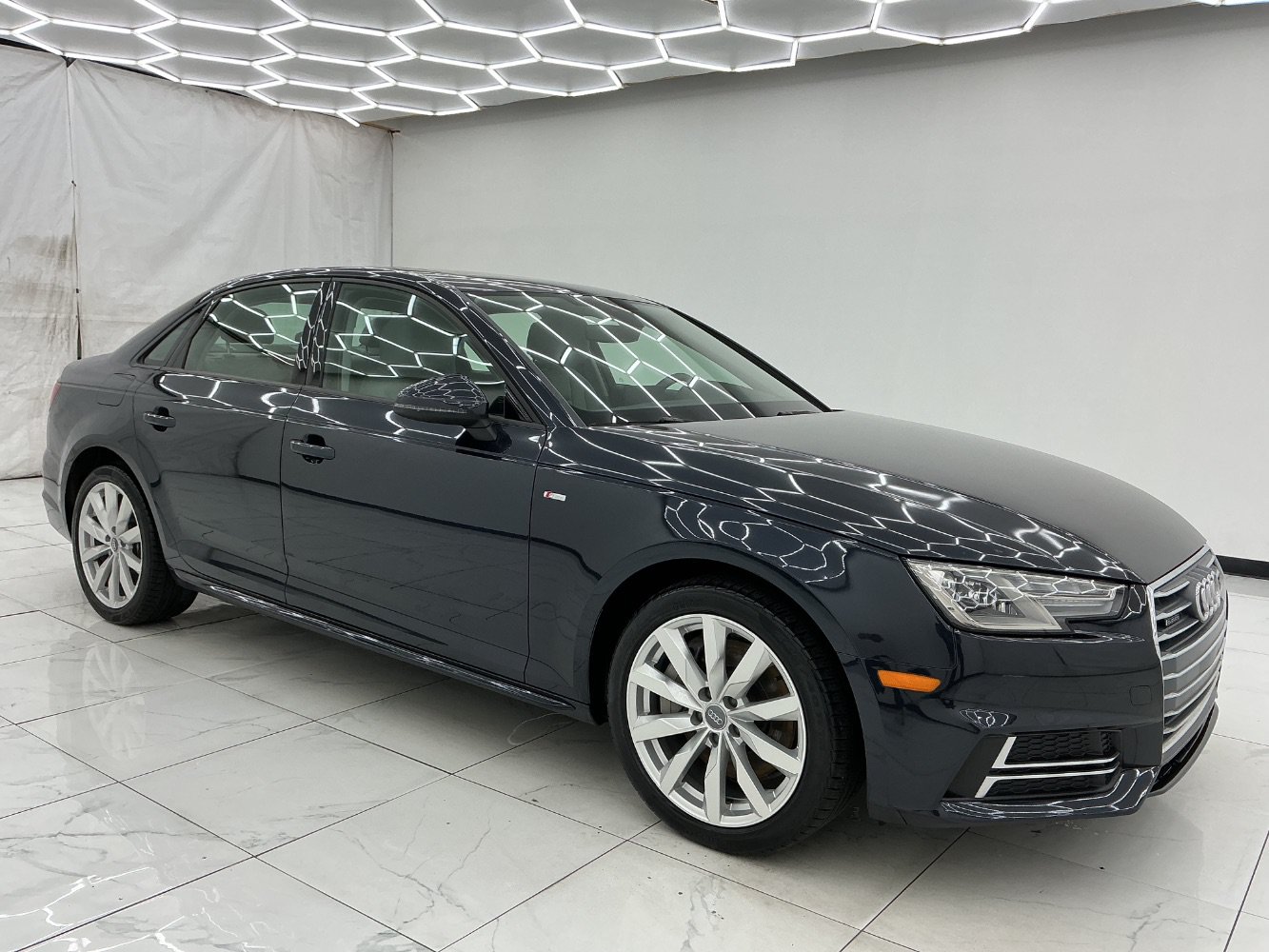 Used 2018 Audi A4 2.0T Premium AWD/4WD image 7