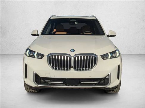 New 2026 BMW X5 xDrive50e w/ Climate Comfort Package image 6