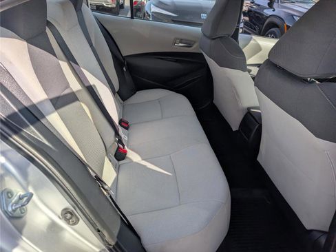 Used 2020 Toyota Corolla L image 11