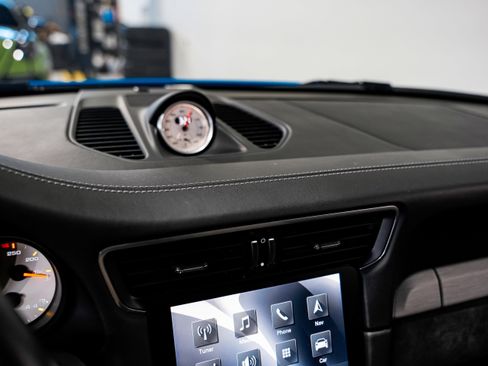 Used 2018 Porsche 911 GT3 image 13