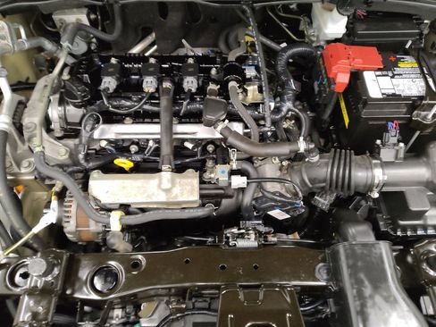 Used 2021 Nissan Versa SV image 30