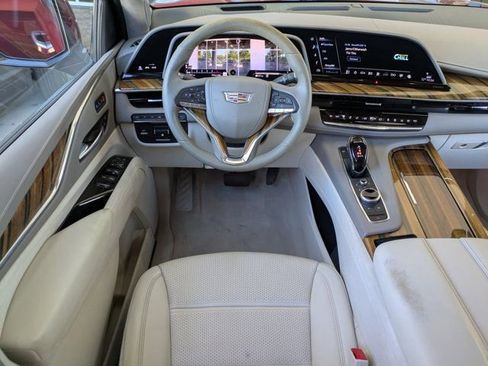 Used 2021 Cadillac Escalade Premium Luxury Platinum image 15