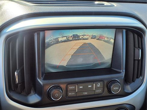 Used 2016 Chevrolet Colorado LT image 4