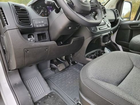 New 2025 RAM ProMaster 2500 w/ Convenience Group image 12