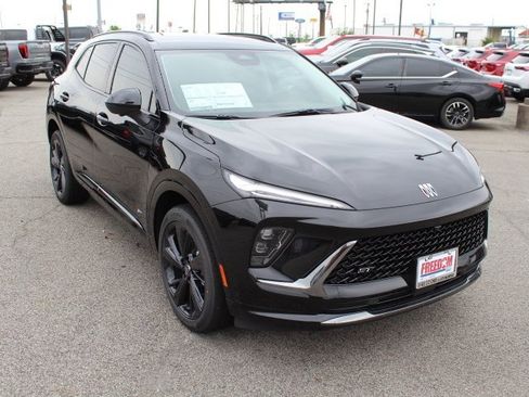 New 2025 Buick Envision Sport Touring image 7