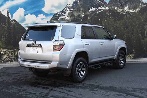 Certified 2023 Toyota 4Runner TRD Off-Road AWD/4WD image 3