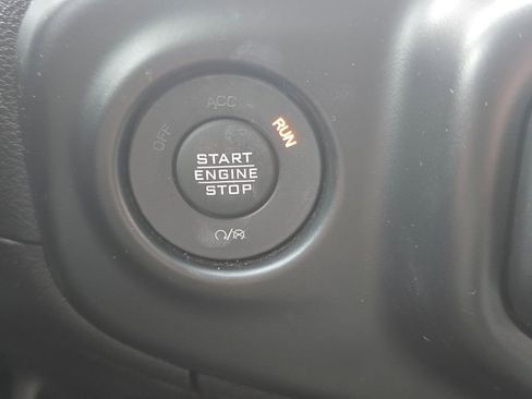 Used 2022 Jeep Gladiator Rubicon w/ Trailer Tow Package image 71