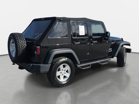 Used 2018 Jeep Wrangler Unlimited Sport S image 5