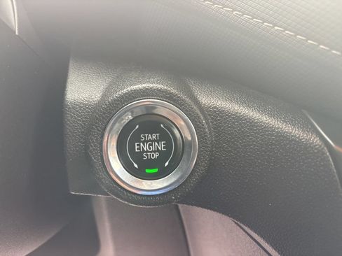 Used 2023 Chevrolet TrailBlazer ACTIV w/ Technology Package AWD/4WD image 23