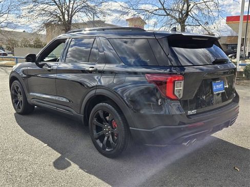 Used 2020 Ford Explorer ST w/ ST Street Pack image 5