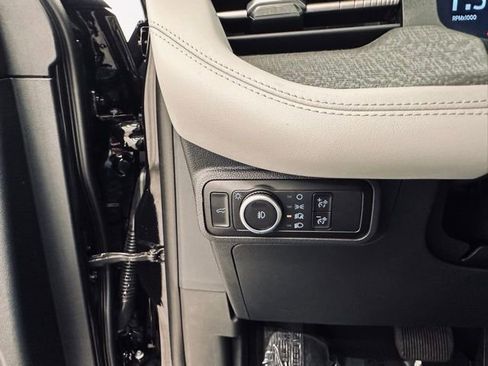 New 2026 Ford Explorer Platinum w/ LUX Leather Package AWD/4WD image 37