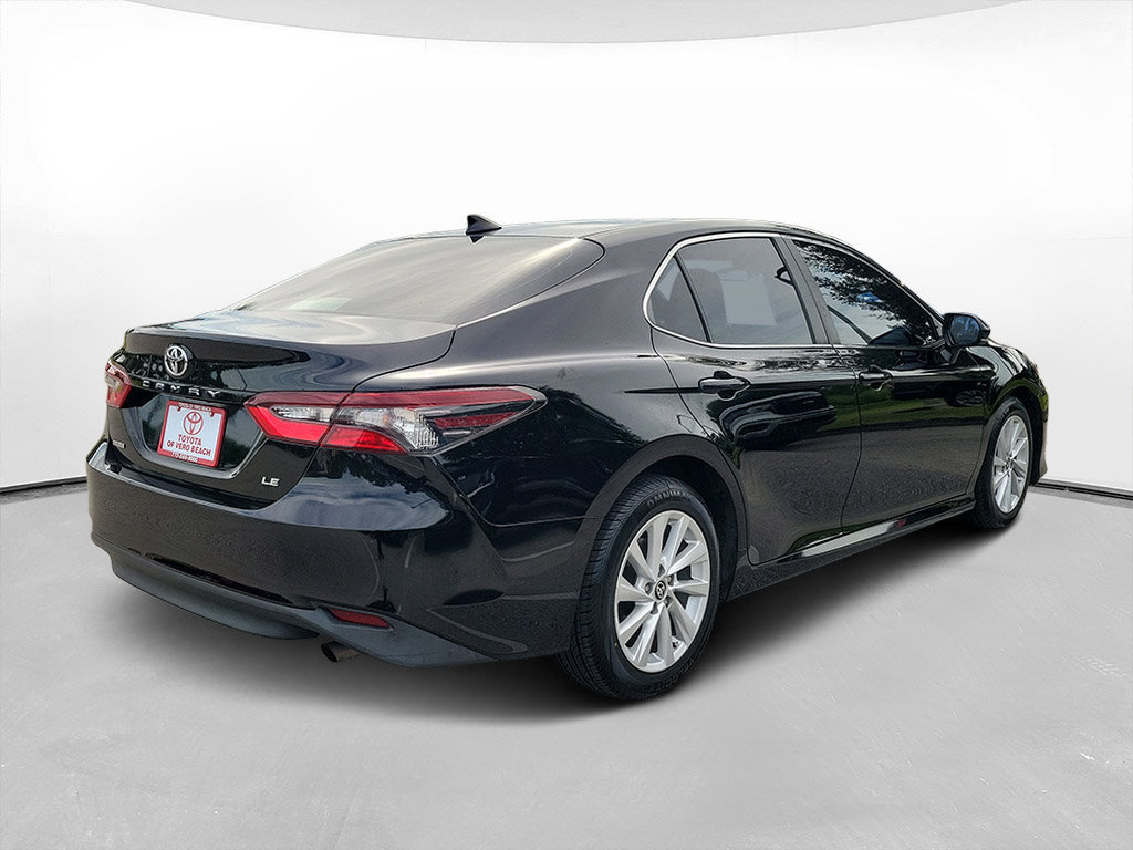 Certified 2022 Toyota Camry LE FWD image 4