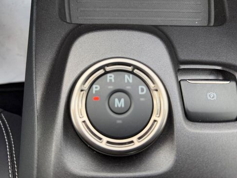 Used 2021 Ford Mustang Shelby GT500 w/ Technology Package image 23