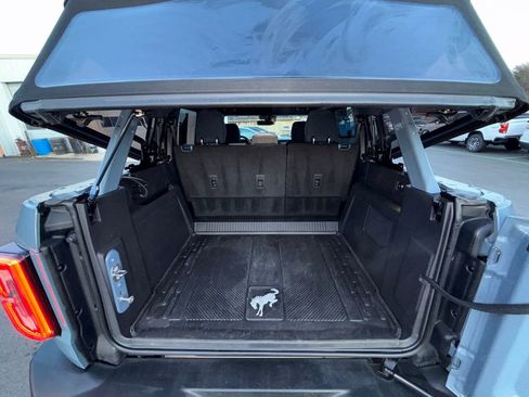 Used 2023 Ford Bronco Outer Banks w/ Sasquatch Package image 24