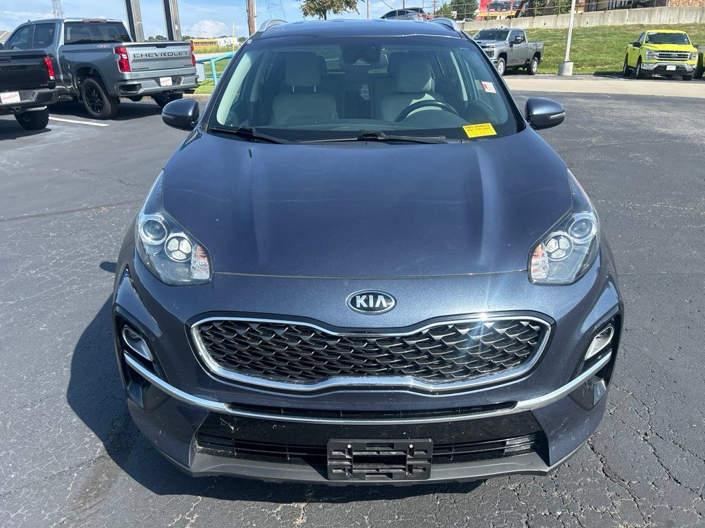 Used 2020 Kia Sportage EX FWD image 2