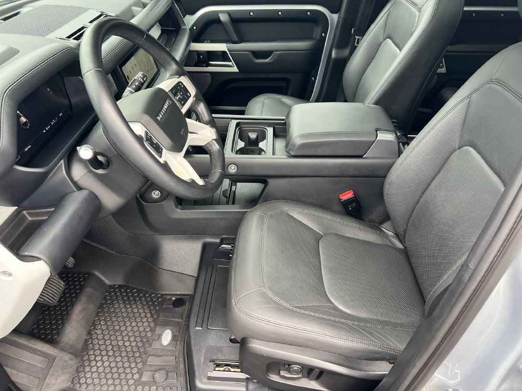 Used 2024 Land Rover Defender 110 S AWD/4WD image 9
