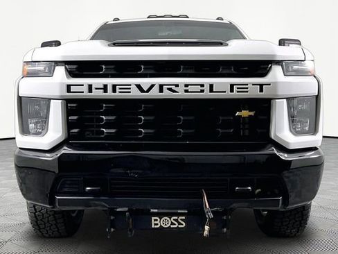 Used 2023 Chevrolet Silverado 2500 Custom w/ Custom Convenience Package AWD/4WD image 2