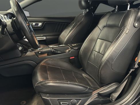 Used 2017 Ford Mustang GT Premium w/ Equipment Group 401A RWD image 9