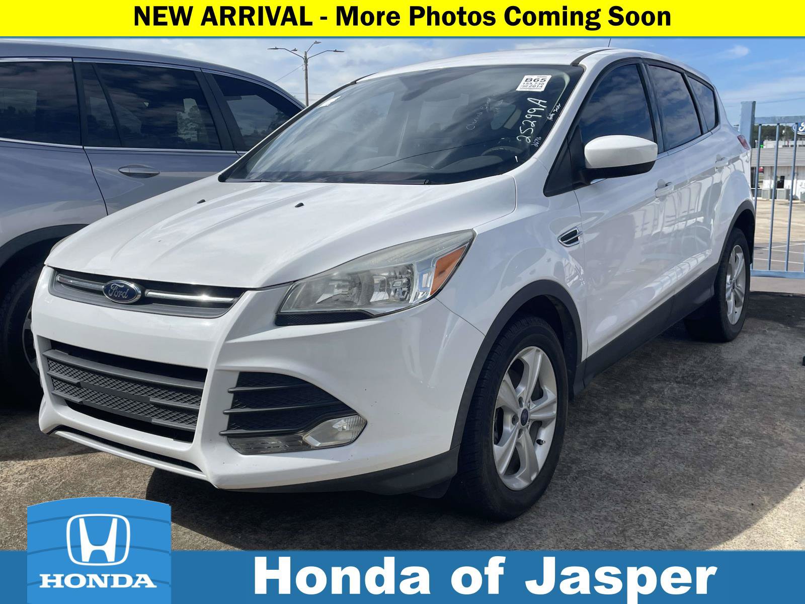 Used 2014 Ford Escape SE FWD image 1