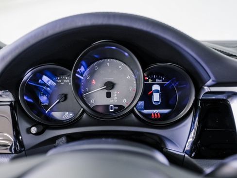 New 2026 Porsche Macan S image 15