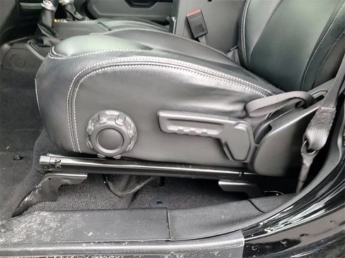 Used 2021 Jeep Wrangler Unlimited Sport image 13