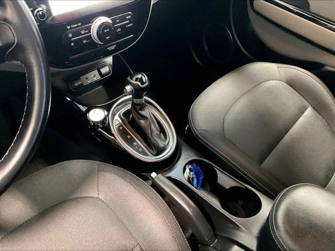 Used 2019 Kia Soul + w/ Audio Package FWD image 20