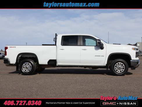Used 2025 Chevrolet Silverado 2500 LT w/ Convenience Package image 3