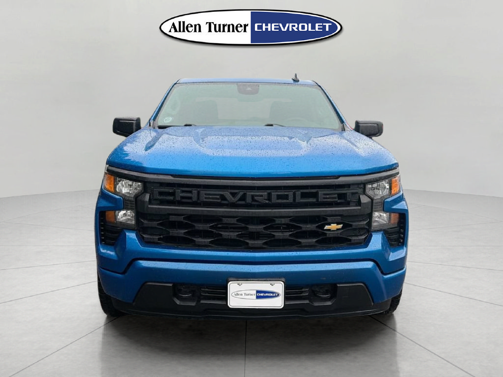 Used 2024 Chevrolet Silverado 1500 Custom RWD image 2