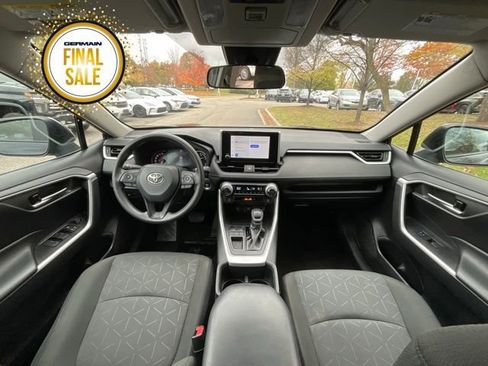 Used 2023 Toyota RAV4 XLE image 12