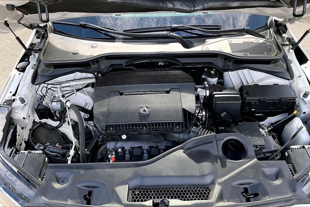 Used 2023 Acura MDX w/ Technology Package AWD/4WD image 12