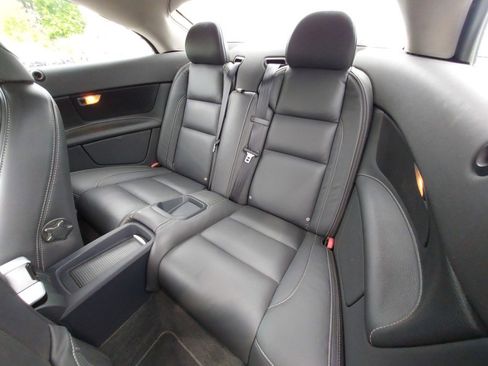 Used 2012 Volvo C70 T5 w/ Climate Pkg FWD image 9