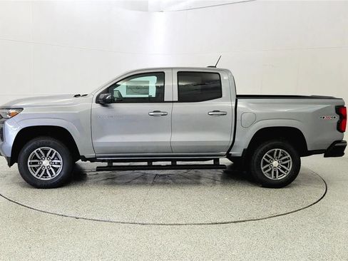 New 2026 Chevrolet Colorado LT w/ LT Convenience Package AWD/4WD image 4
