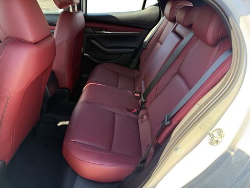 New 2026 MAZDA MAZDA3 2.5 S Hatchback w/ Premium Pkg FWD image 16
