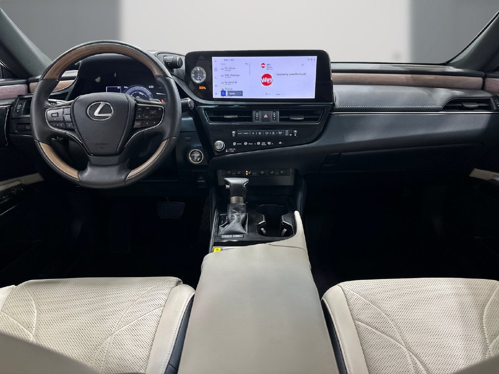 Used 2024 Lexus ES 300h Ultra Luxury FWD image 18