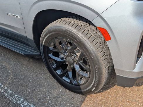 Used 2023 Chevrolet Tahoe LT RWD image 9