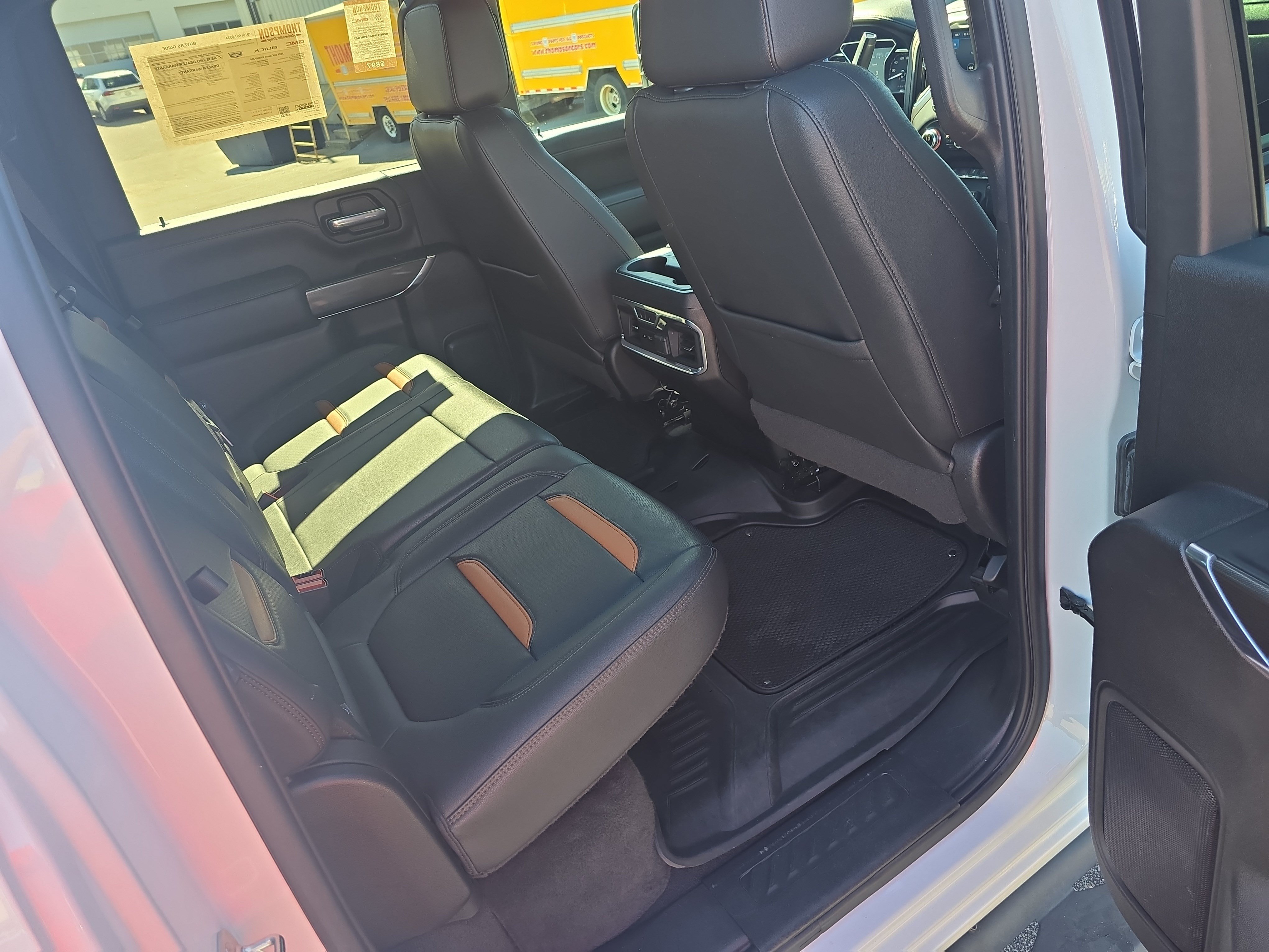 Used 2021 GMC Sierra 2500 AT4 w/ AT4 Preferred Package AWD/4WD image 11