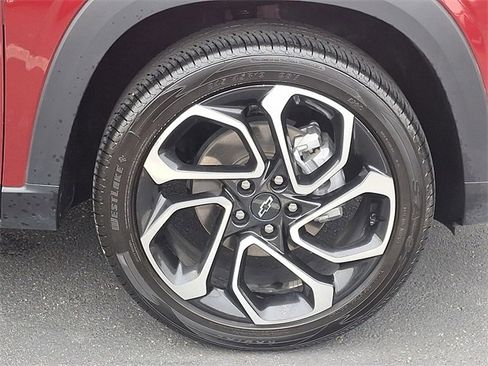 Used 2024 Chevrolet Trax RS w/ Driver Confidence Package image 8