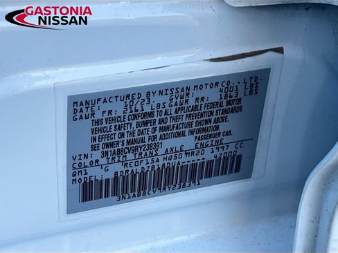 Used 2024 Nissan Sentra SV image 37