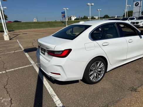 Certified 2023 BMW 330i Sedan w/ Driving Assistance Package RWD image 5