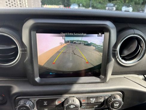 Certified 2023 Jeep Wrangler Unlimited Sahara AWD/4WD image 93
