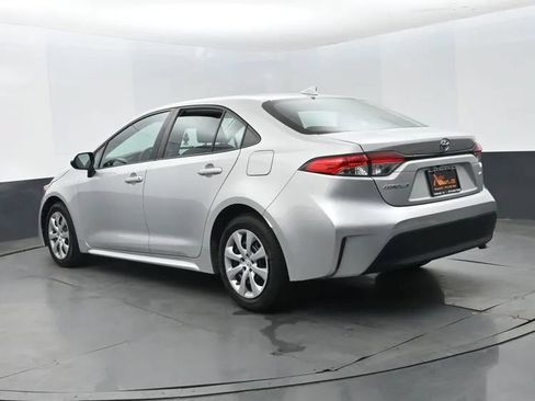 Used 2023 Toyota Corolla LE FWD image 9