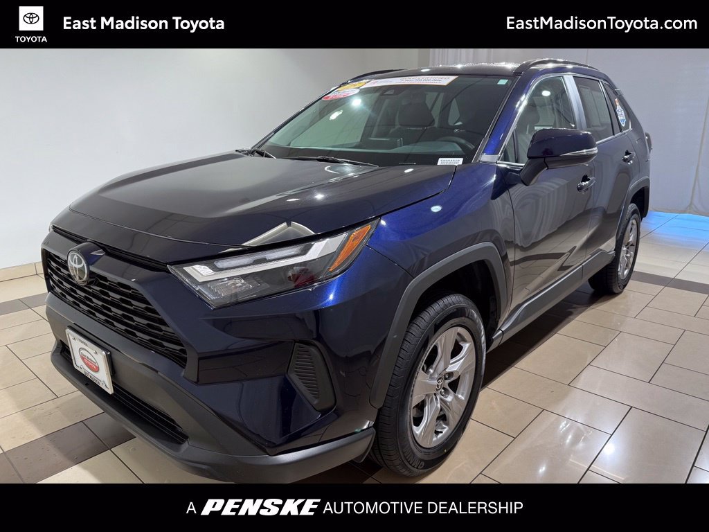 Certified 2025 Toyota RAV4 XLE AWD/4WD image 1