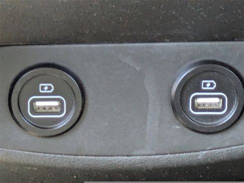 Used 2022 Hyundai Santa Fe SEL image 14