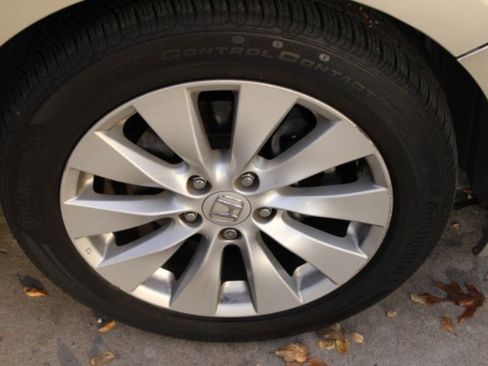 Used 2015 Honda Accord EX-L image 25